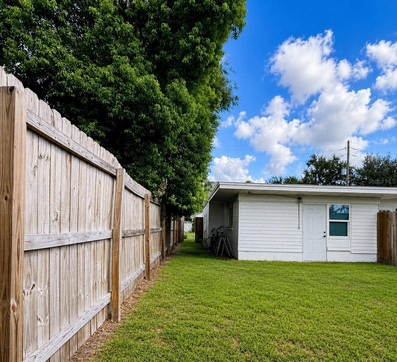 1604 BRYN MAWR STREET, Orlando, FL 32804 Private, fully fenced, Mother-In-Law suite backyard
