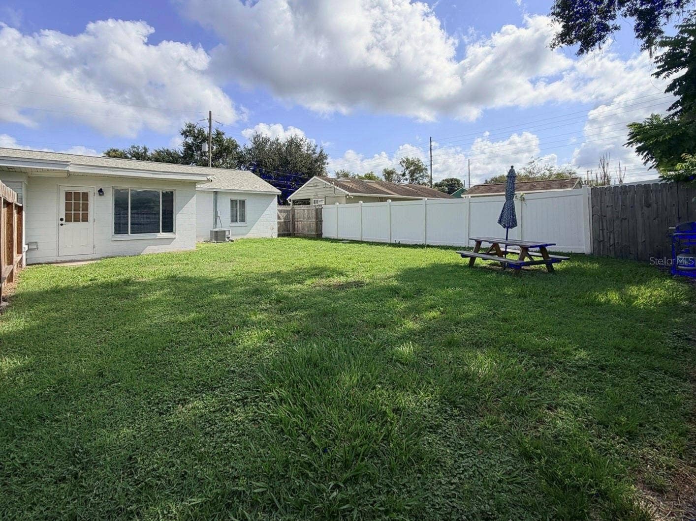 1604 BRYN MAWR STREET, Orlando, FL 32804 Private, fully fenced, main home backyard