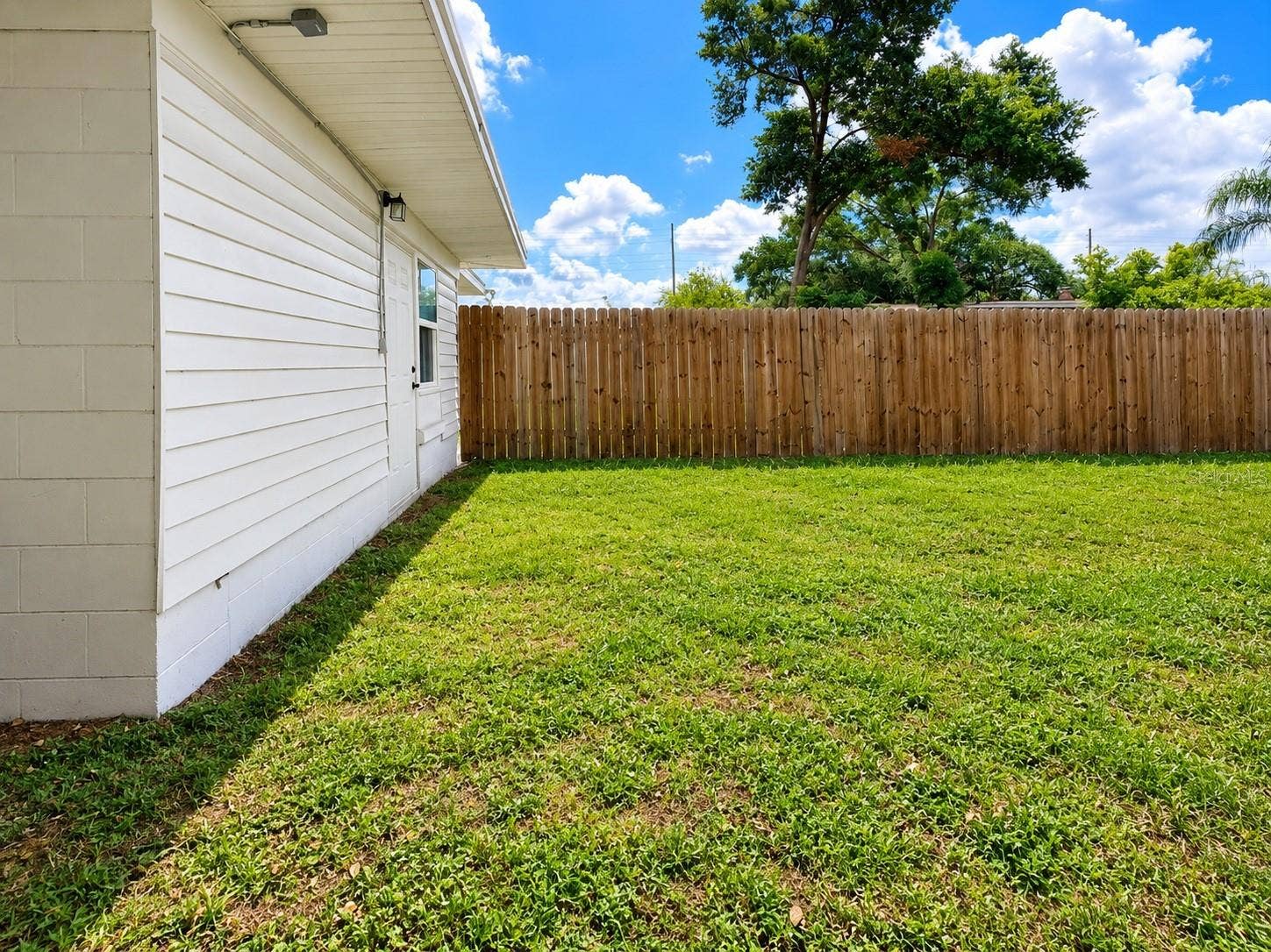 1604 BRYN MAWR STREET, Orlando, FL 32804 Private, fully fenced, Mother-In-Law suite backyard