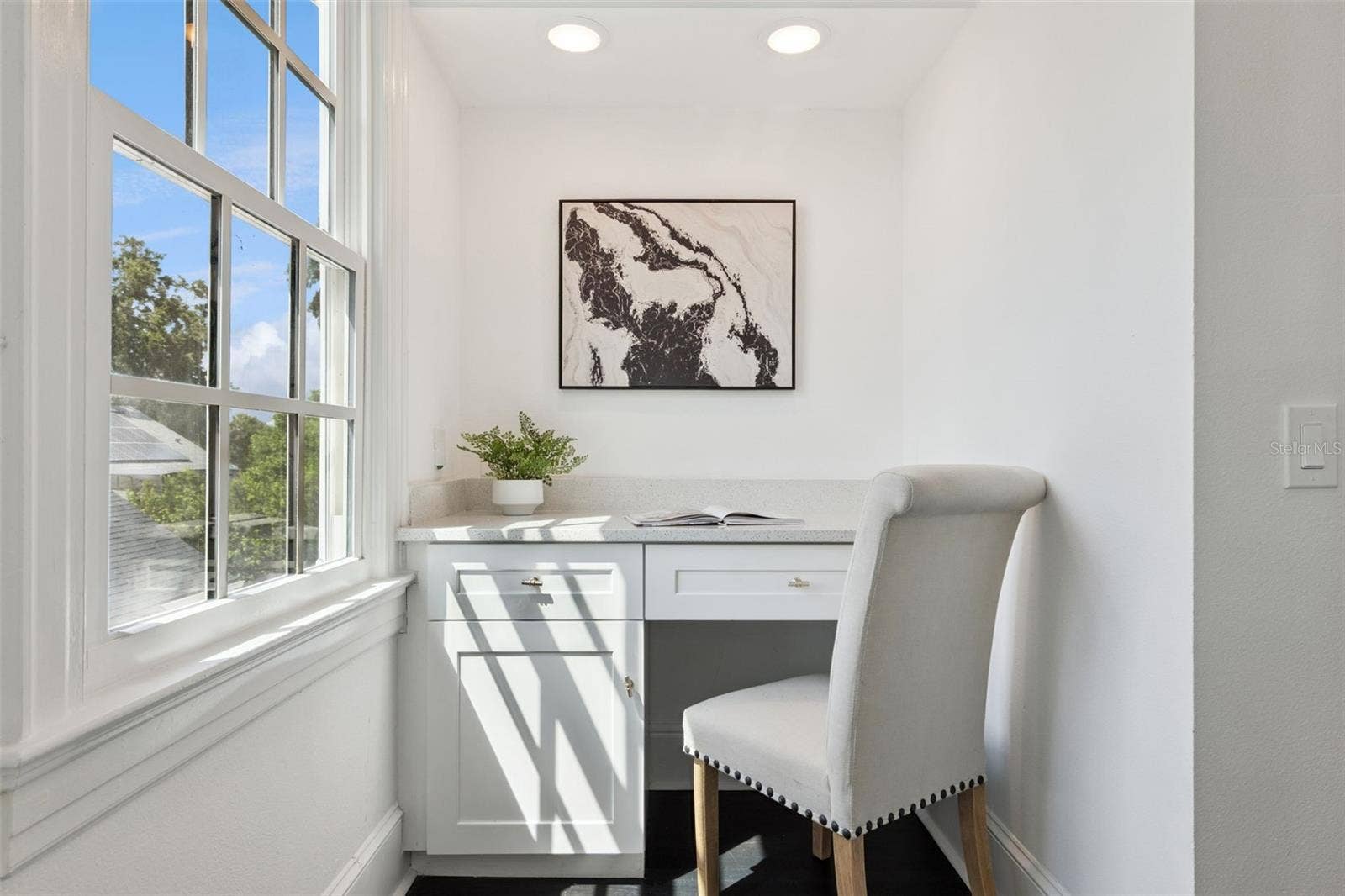 Built-In Desk, Upstairs