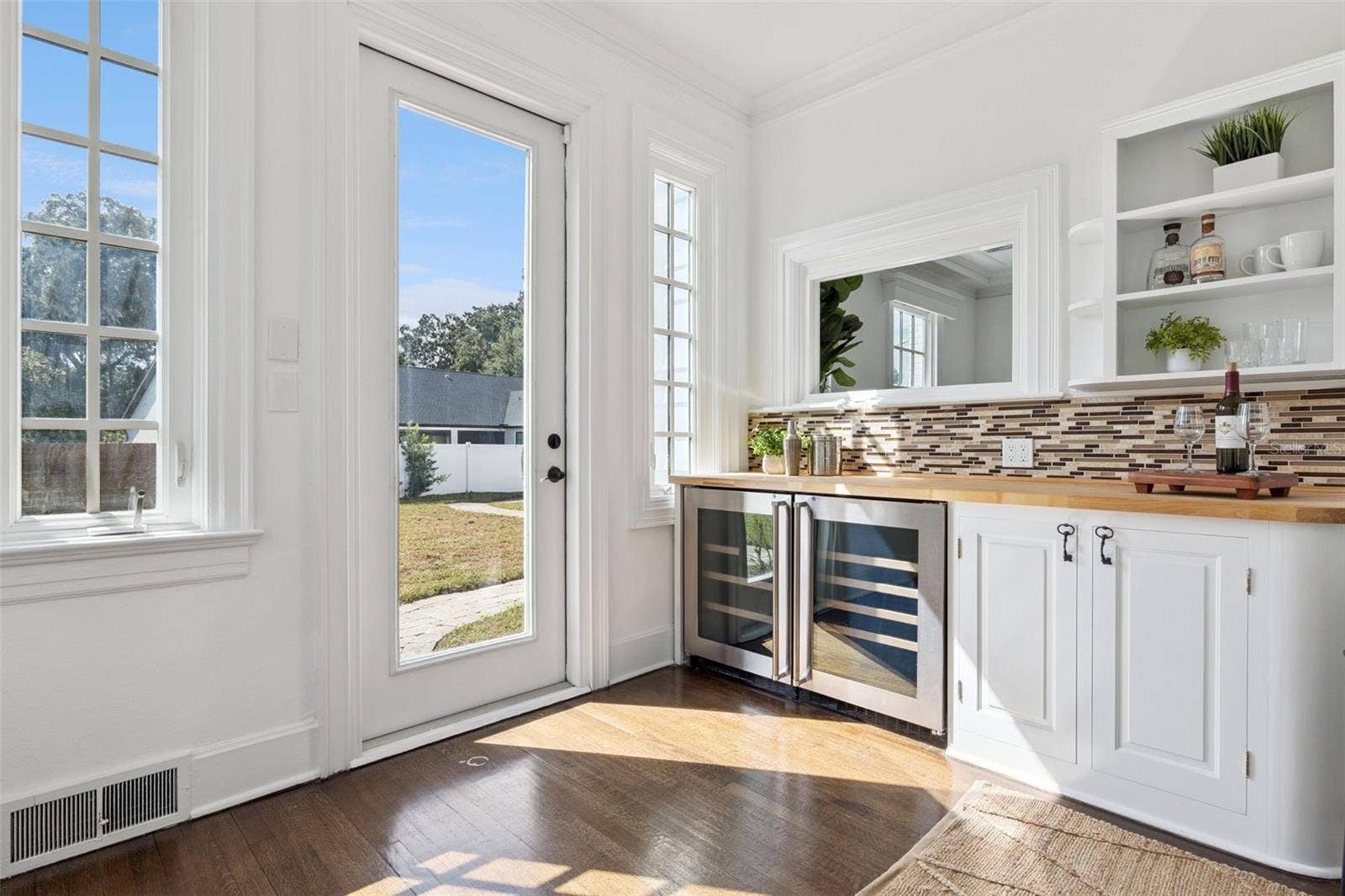 Sunroom Wet Bar