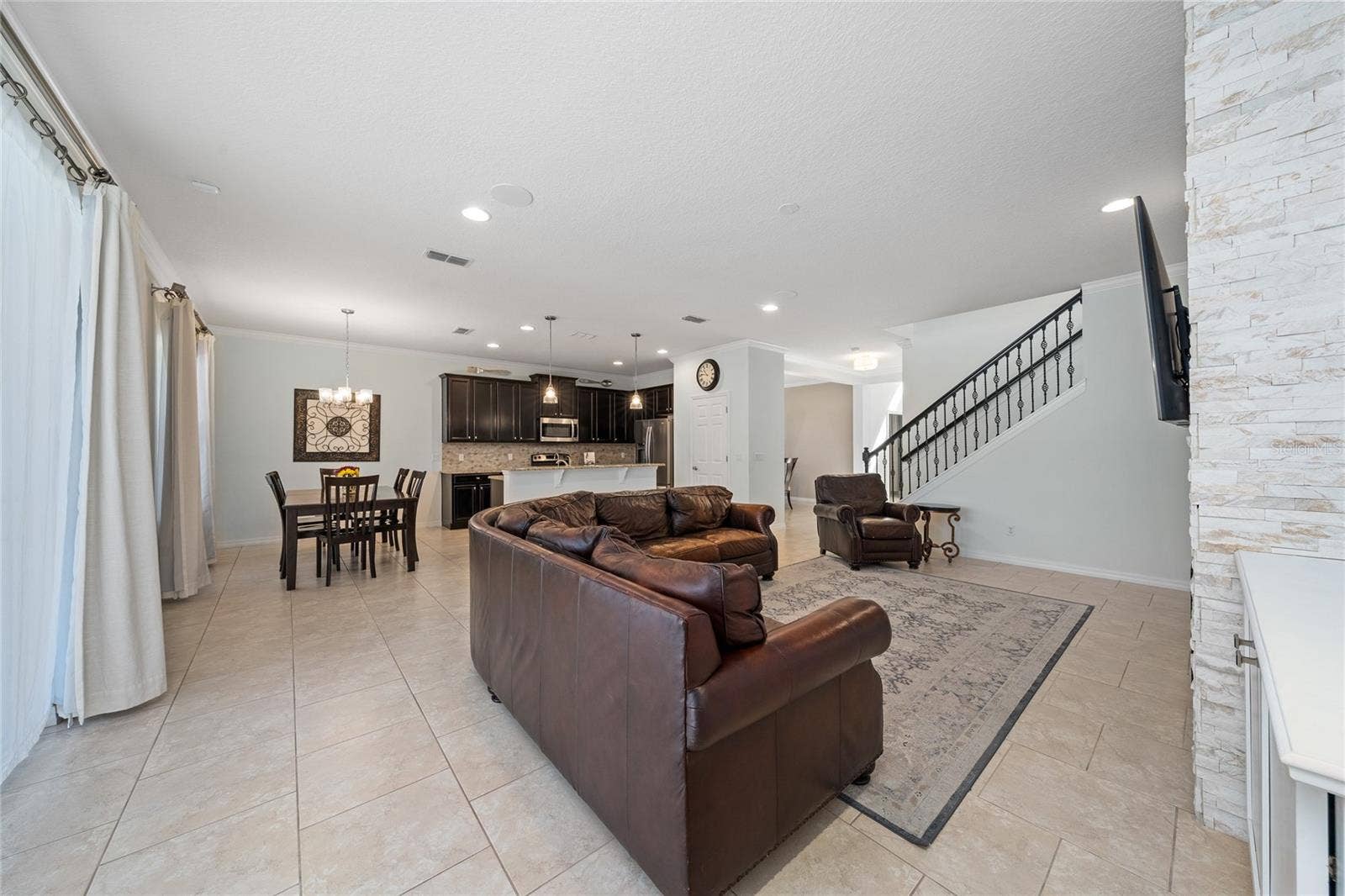 2202 REDMARK LANE, Winter Garden, FL 34787