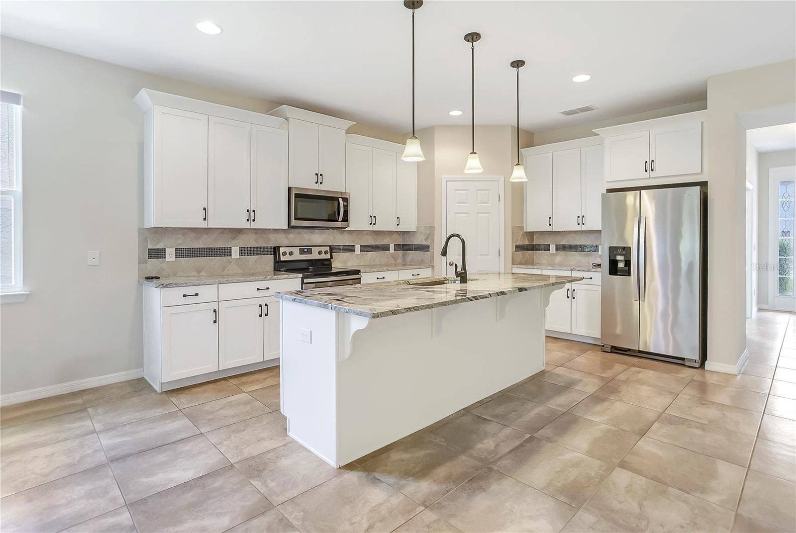 2368 OXMOOR DRIVE, Deland, FL 32724 2368 OXMOOR DRIVE, Deland, FL 32724