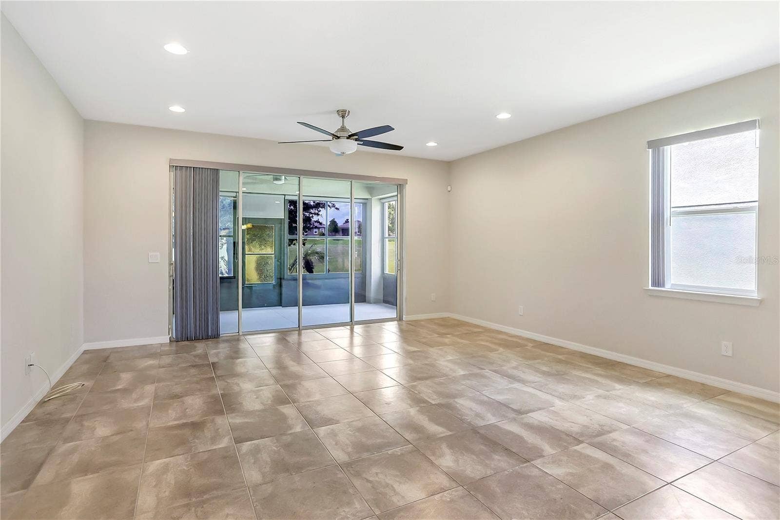 2368 OXMOOR DRIVE, Deland, FL 32724 2368 OXMOOR DRIVE, Deland, FL 32724
