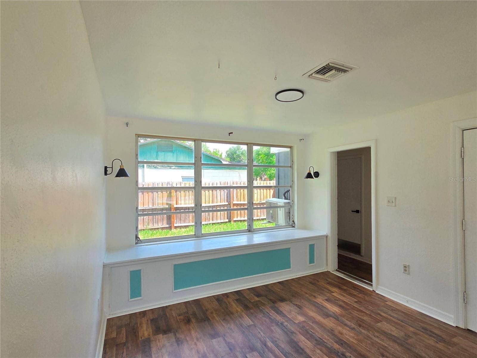 1500 CREST AVENUE, Leesburg, FL 34748 1500 CREST AVENUE, Leesburg, FL 34748