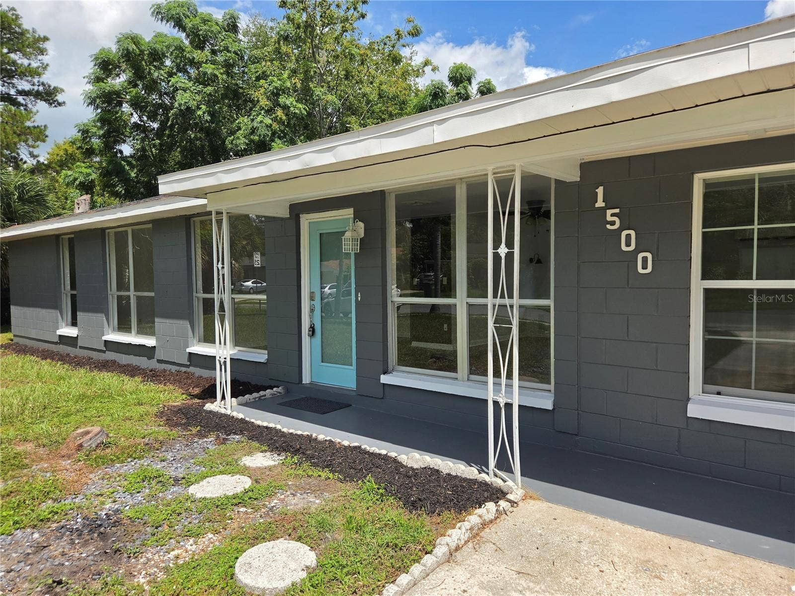1500 CREST AVENUE, Leesburg, FL 34748 1500 CREST AVENUE, Leesburg, FL 34748