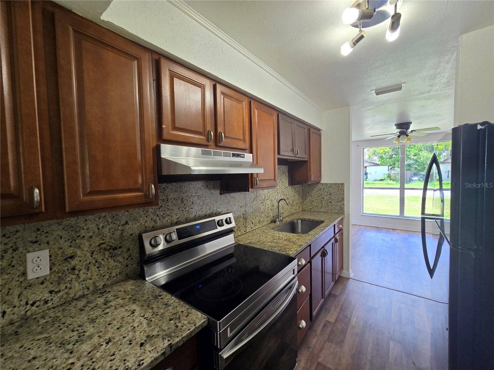 1500 CREST AVENUE, Leesburg, FL 34748 1500 CREST AVENUE, Leesburg, FL 34748