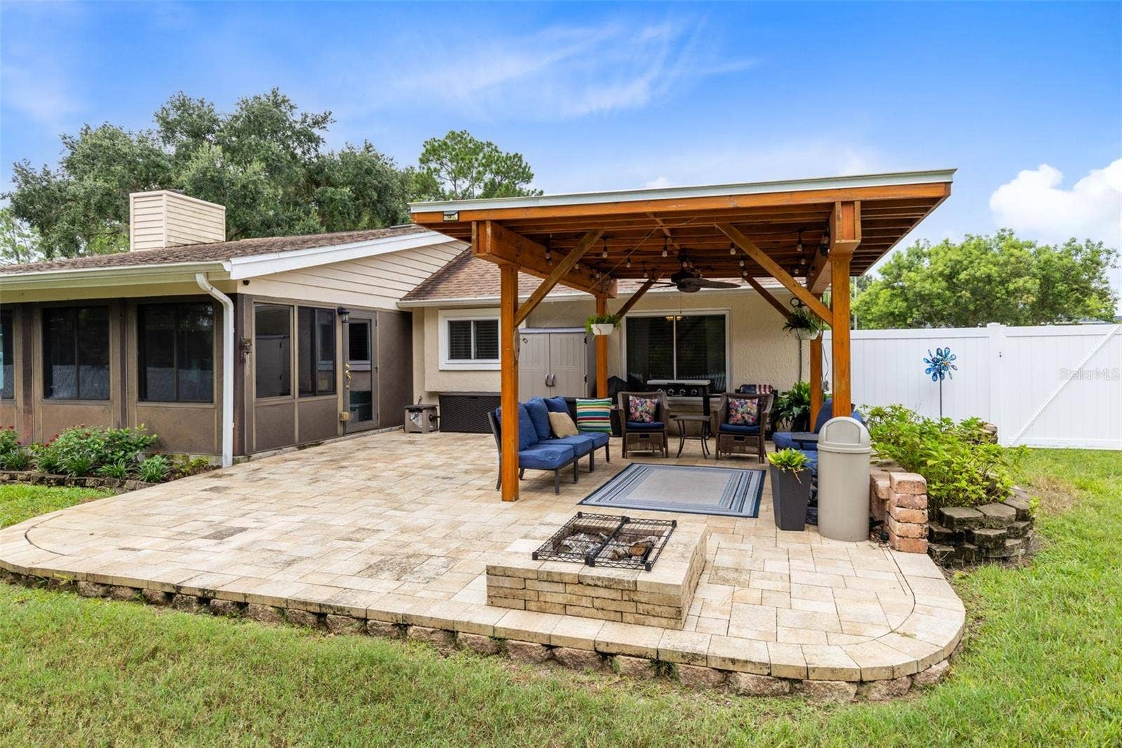 633 PUGH STREET, Lake Mary, FL 32746 633 PUGH STREET, Lake Mary, FL 32746