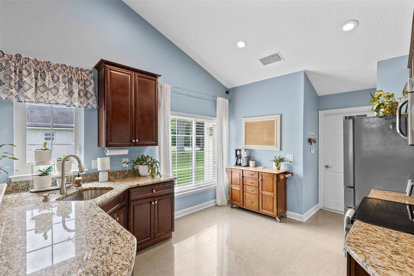 633 PUGH STREET, Lake Mary, FL 32746 633 PUGH STREET, Lake Mary, FL 32746