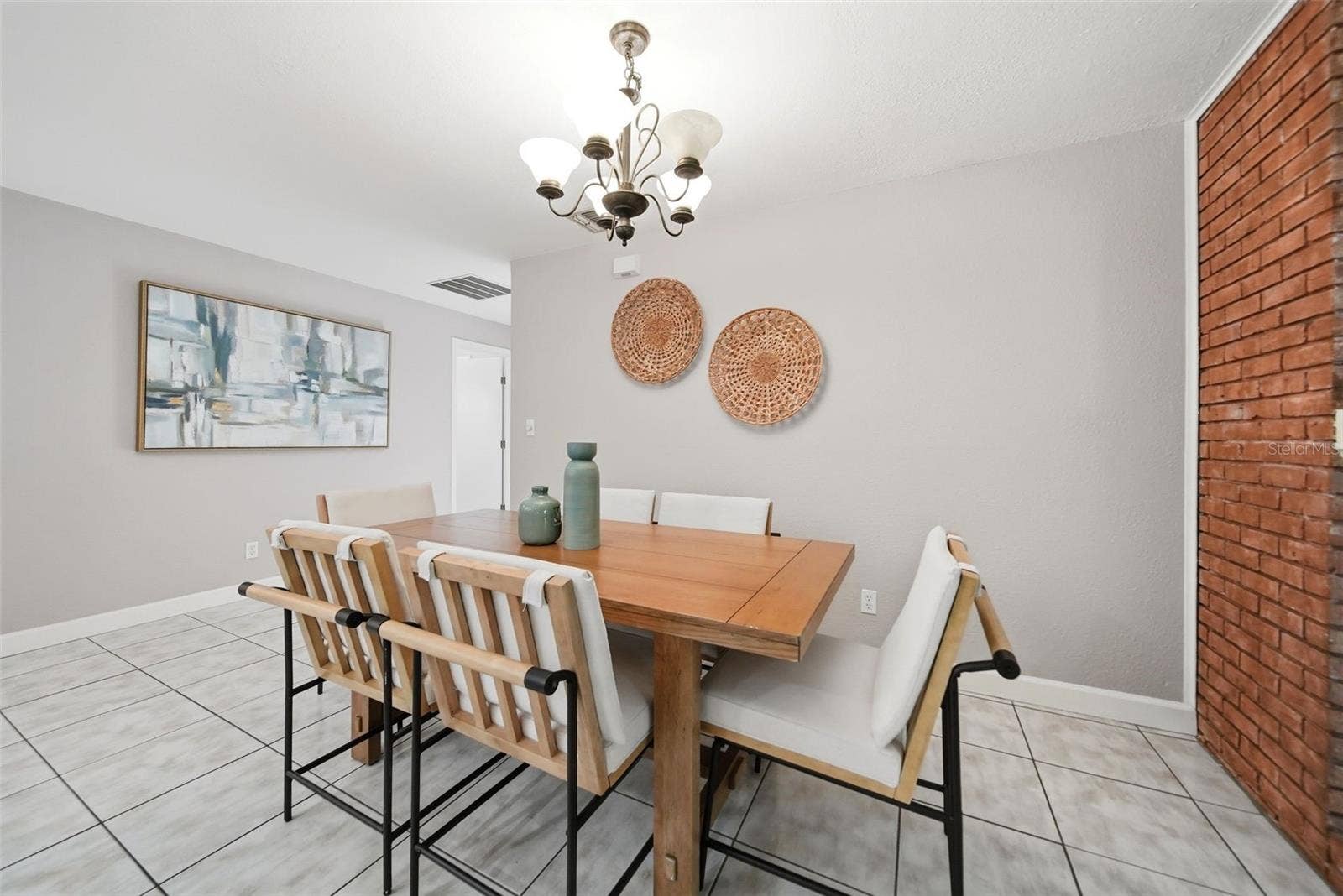 1540 E HORATIO AVENUE, Maitland, FL 32751 Formal dining room.
