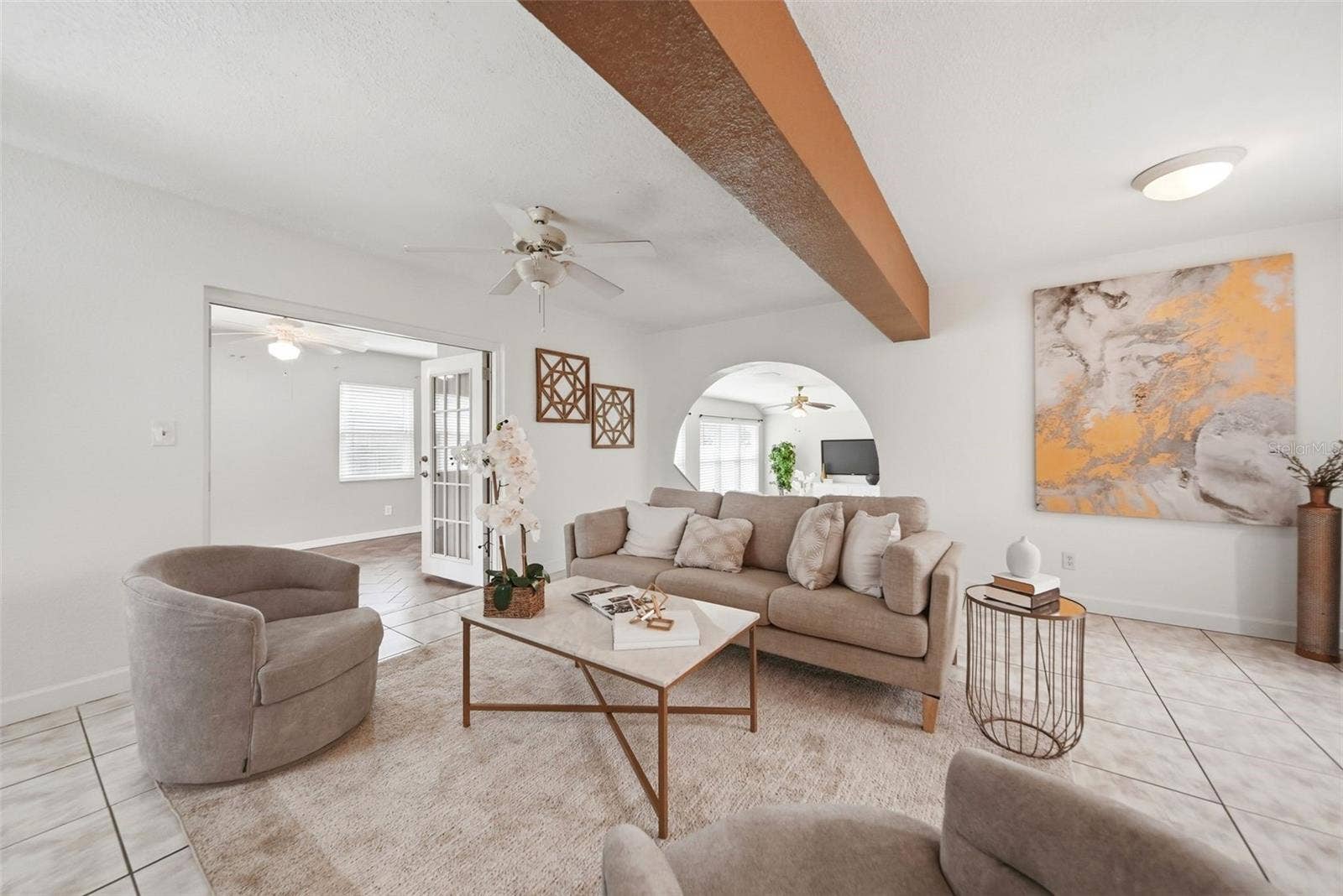 1540 E HORATIO AVENUE, Maitland, FL 32751 Living room space concept.