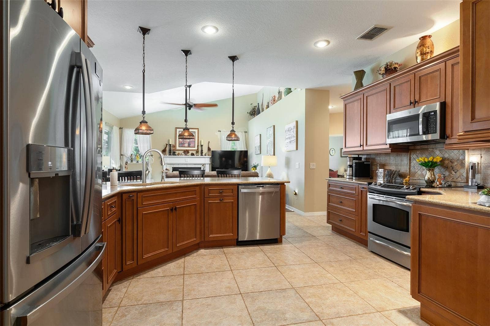 5314 CHISWICK CIRCLE, Belle Isle, FL 32812 Kitchen