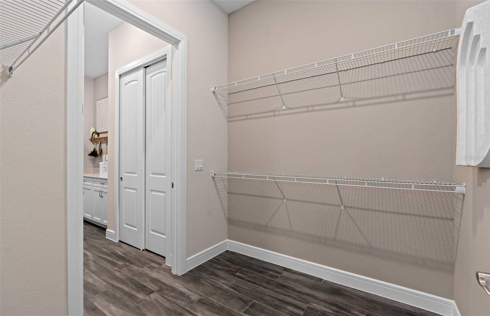 15000 CANOPY COVER DRIVE, Winter Garden, FL 34787 Model Home Design Only. Pictures and furnishings are for illustrative purposes only. Elevations, colors and options may vary. Furniture is for model home staging only.