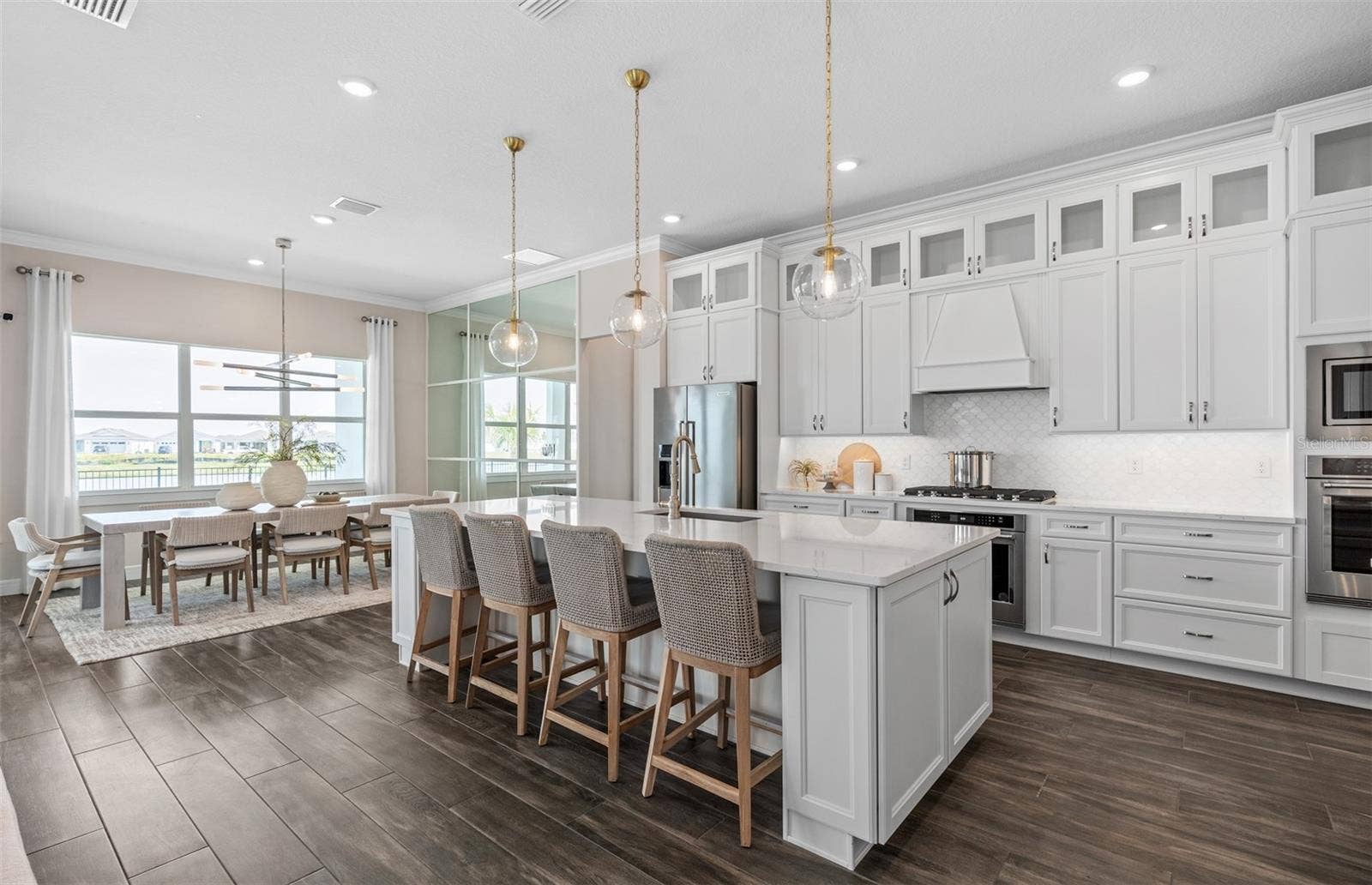 15000 CANOPY COVER DRIVE, Winter Garden, FL 34787 Model Home Design Only. Pictures and furnishings are for illustrative purposes only. Elevations, colors and options may vary. Furniture is for model home staging only.