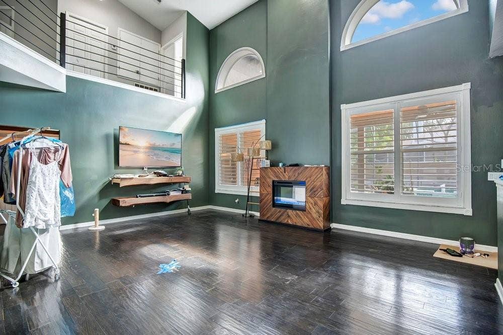 3743 GATLIN WOODS DRIVE, Orlando, FL 32812 Living Room