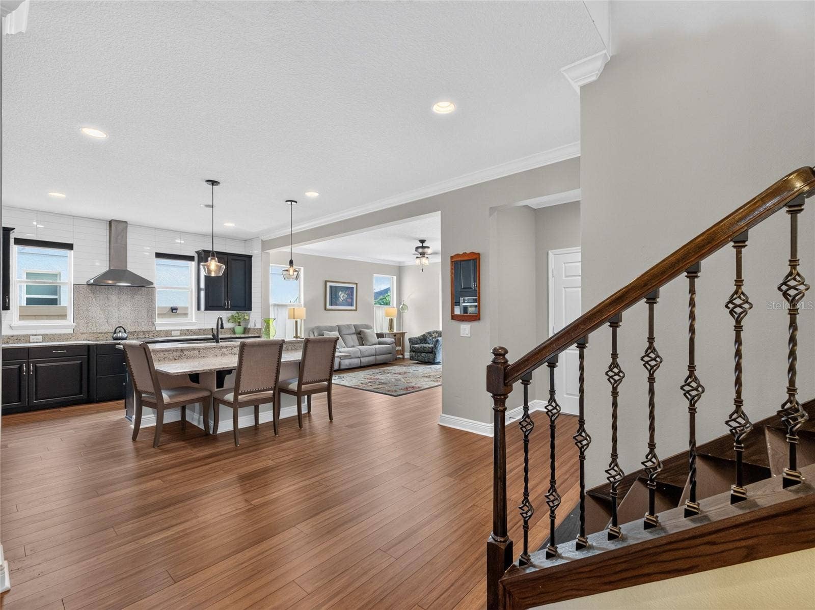 9043 HORIZON POINTE TRAIL, Windermere, FL 34786 First Floor Stairway
