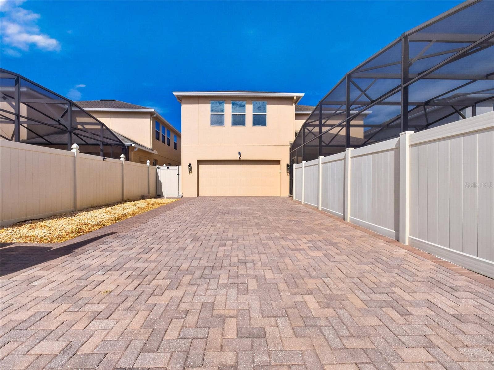 9043 HORIZON POINTE TRAIL, Windermere, FL 34786 Rear Driveway with Extra Parking