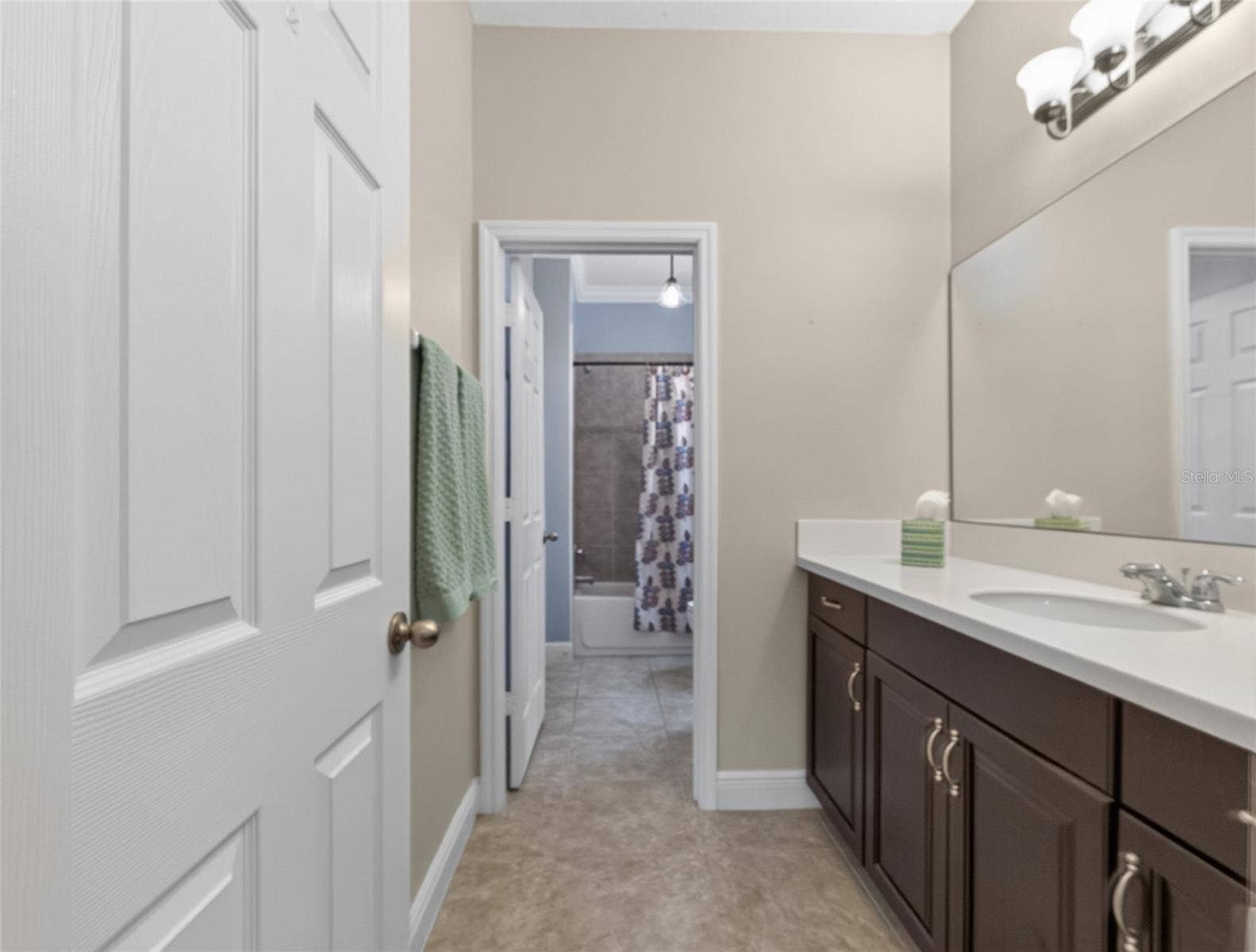 9043 HORIZON POINTE TRAIL, Windermere, FL 34786 Second Primary Ensuite Bathroom First Floor