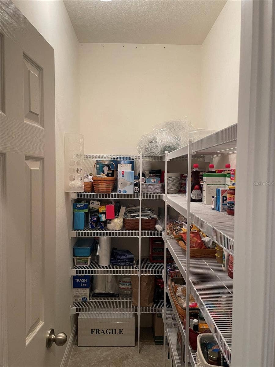 9043 HORIZON POINTE TRAIL, Windermere, FL 34786 Pantry Next to Butler's Pantry