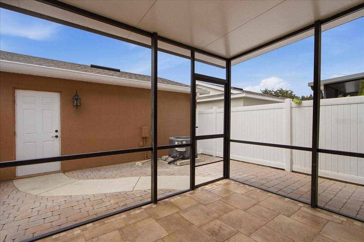 7430 BENTONSHIRE AVENUE, Windermere, FL 34786 Covered Lanai