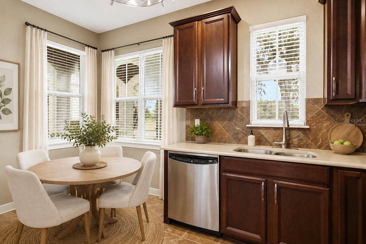 7430 BENTONSHIRE AVENUE, Windermere, FL 34786 Virtually Staged