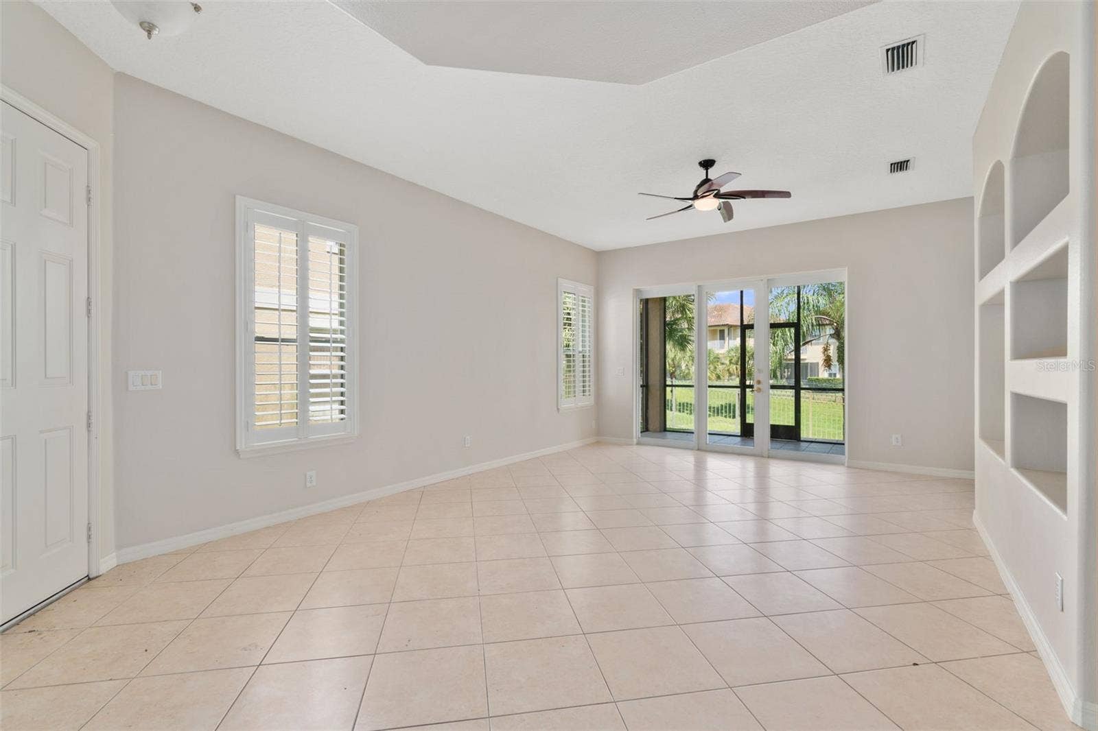 8760 THE ESPLANADE, #50, Orlando, FL 32836