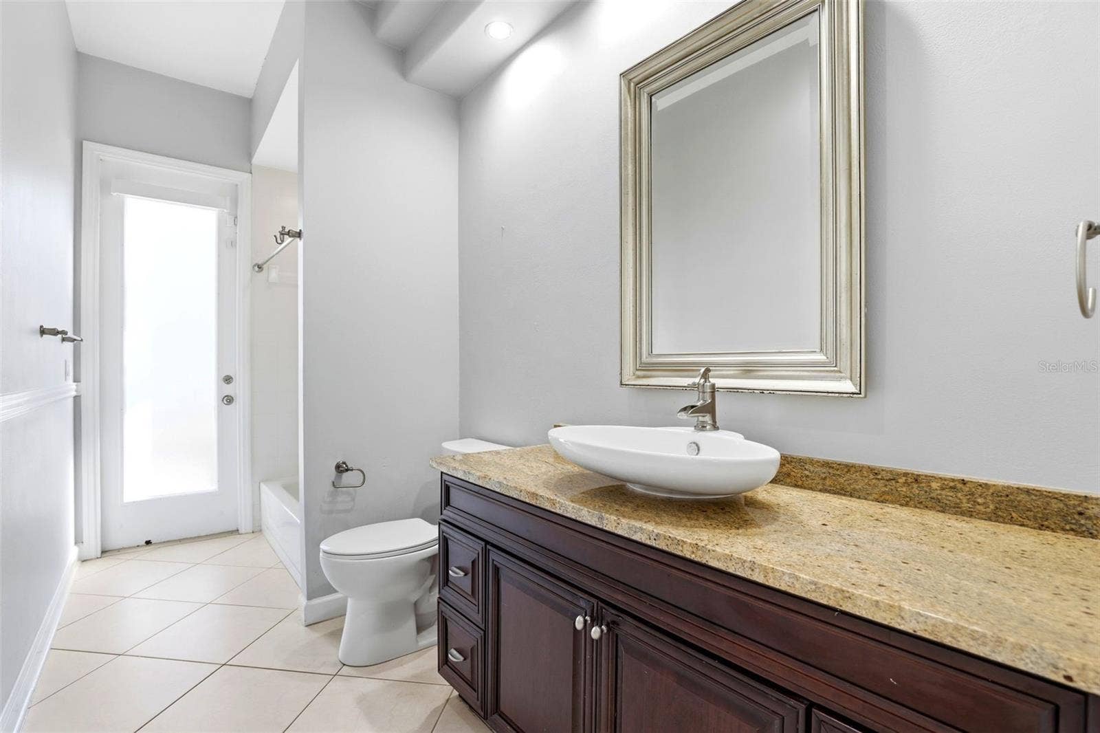 8034 LANDGROVE COURT, Orlando, FL 32819 8034 LANDGROVE COURT, Orlando, FL 32819