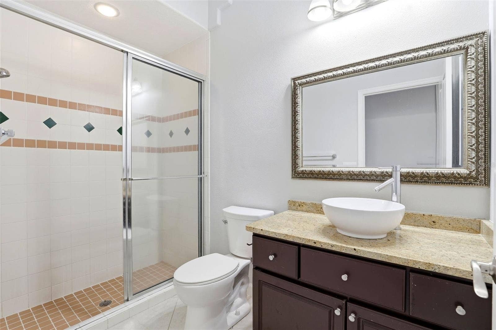 8034 LANDGROVE COURT, Orlando, FL 32819 8034 LANDGROVE COURT, Orlando, FL 32819