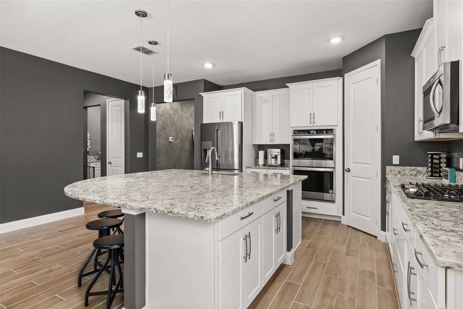 8291 PROCIDA ISLE LANE, Windermere, FL 34786 8291 PROCIDA ISLE LANE, Windermere, FL 34786