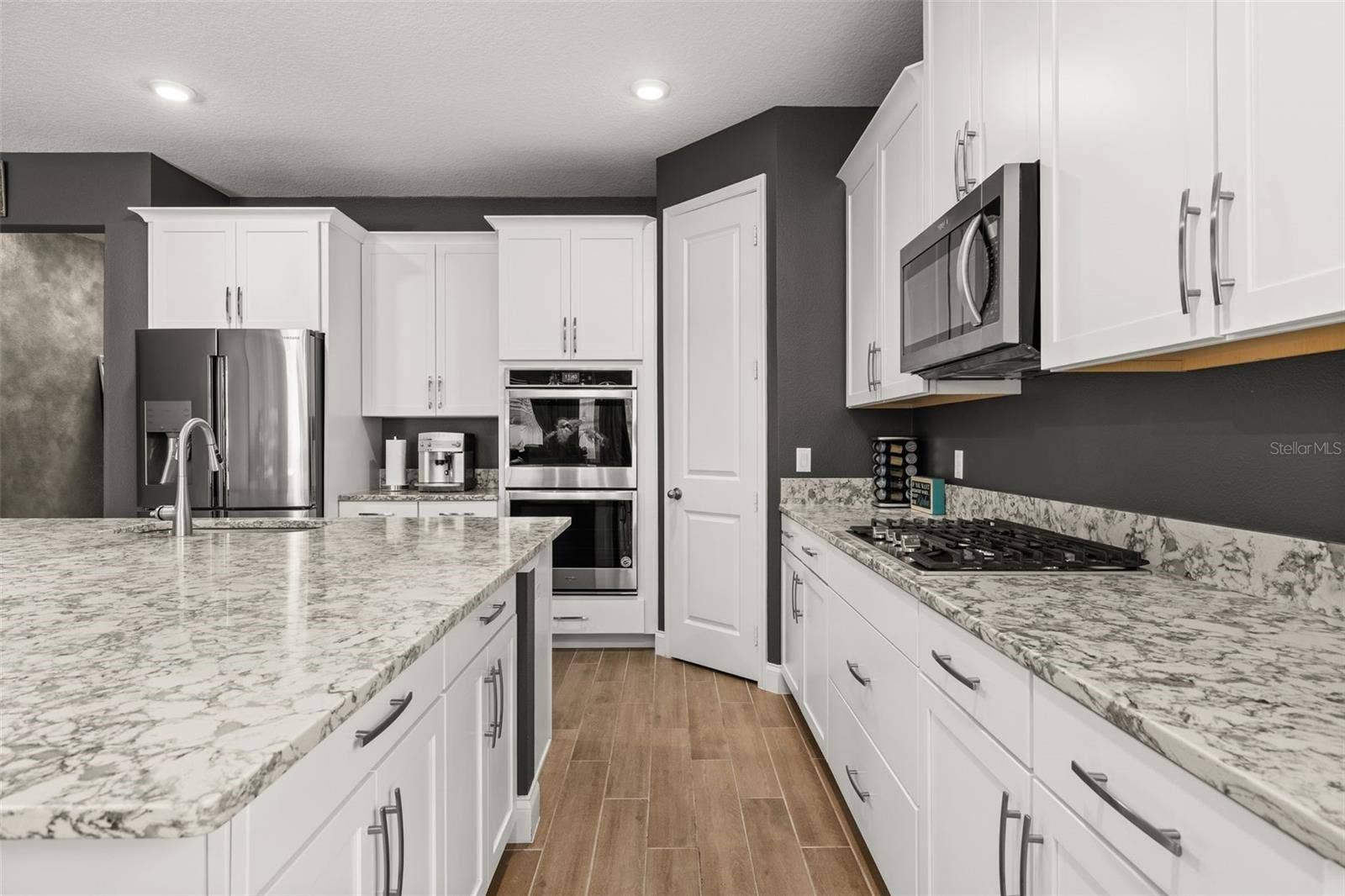 8291 PROCIDA ISLE LANE, Windermere, FL 34786 8291 PROCIDA ISLE LANE, Windermere, FL 34786