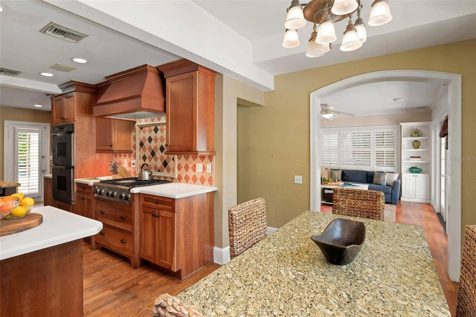 1221 DORCHESTER STREET, Orlando, FL 32803 Kitchen & Casual Dining Naturally Connected Floor Plan