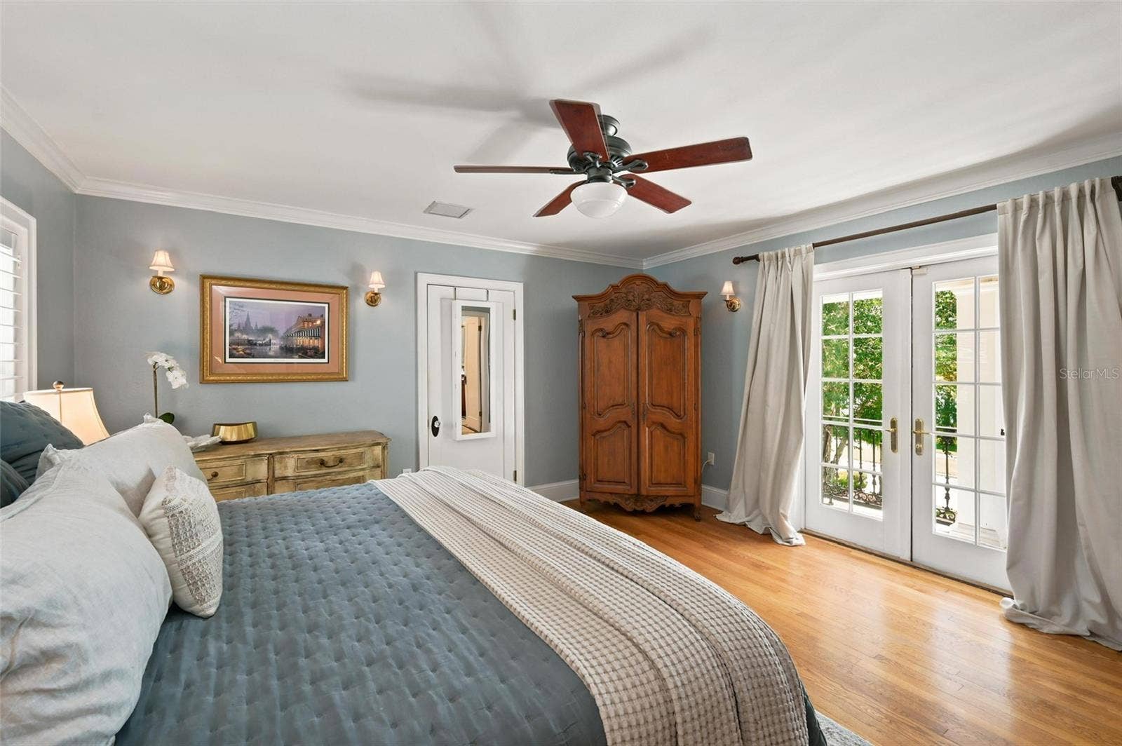 1221 DORCHESTER STREET, Orlando, FL 32803 Second-Floor Primary Suite with French Doors to Private Balcony