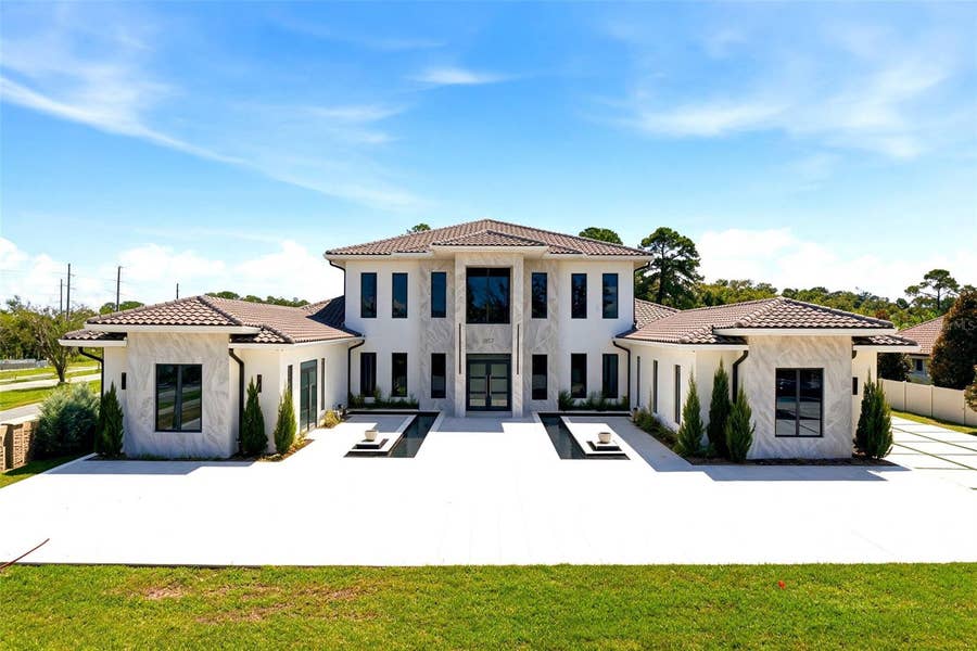 Property photo for 3857 S STILLWOOD LANE, Lake Mary, FL
