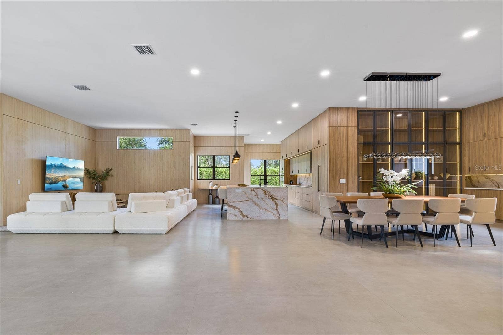 10352 BURRIS COURT, Orlando, FL 32836 10352 BURRIS COURT, Orlando, FL 32836