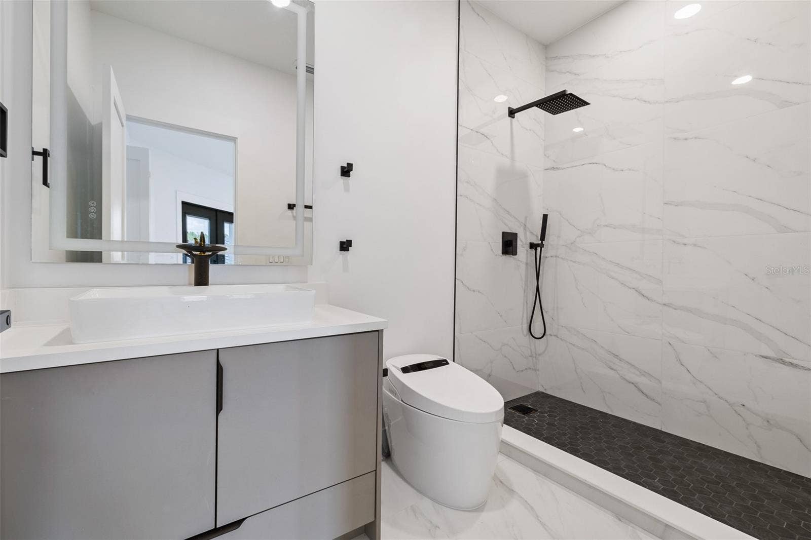 10352 BURRIS COURT, Orlando, FL 32836 10352 BURRIS COURT, Orlando, FL 32836