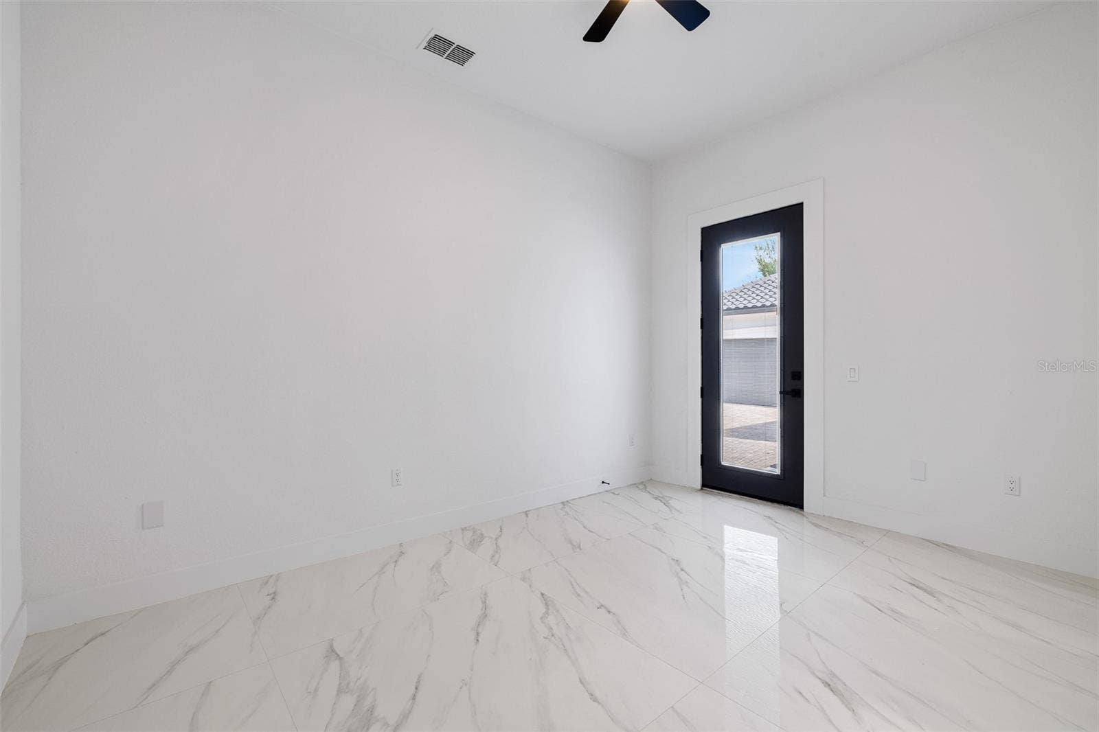 10352 BURRIS COURT, Orlando, FL 32836 10352 BURRIS COURT, Orlando, FL 32836