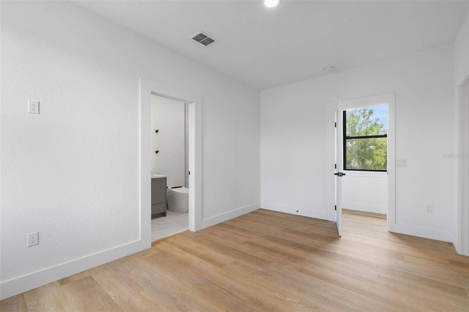 10352 BURRIS COURT, Orlando, FL 32836 10352 BURRIS COURT, Orlando, FL 32836