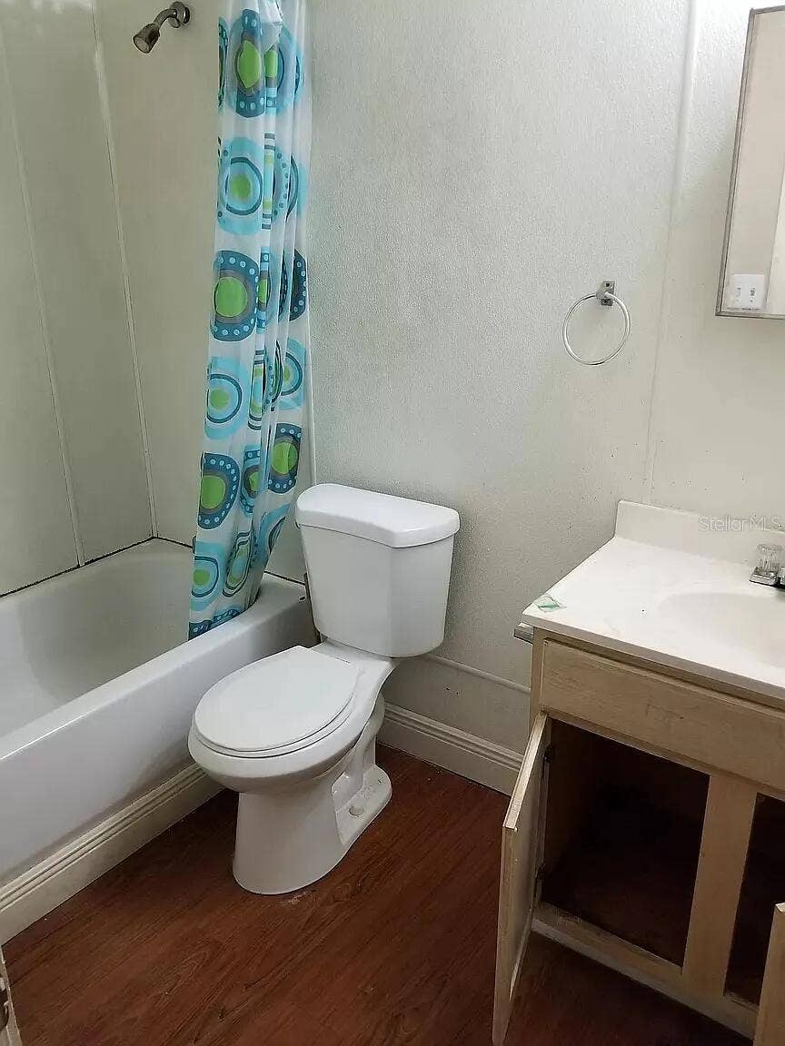 745 EASY AVENUE, Orlando, FL 32805 745 EASY AVENUE, Orlando, FL 32805