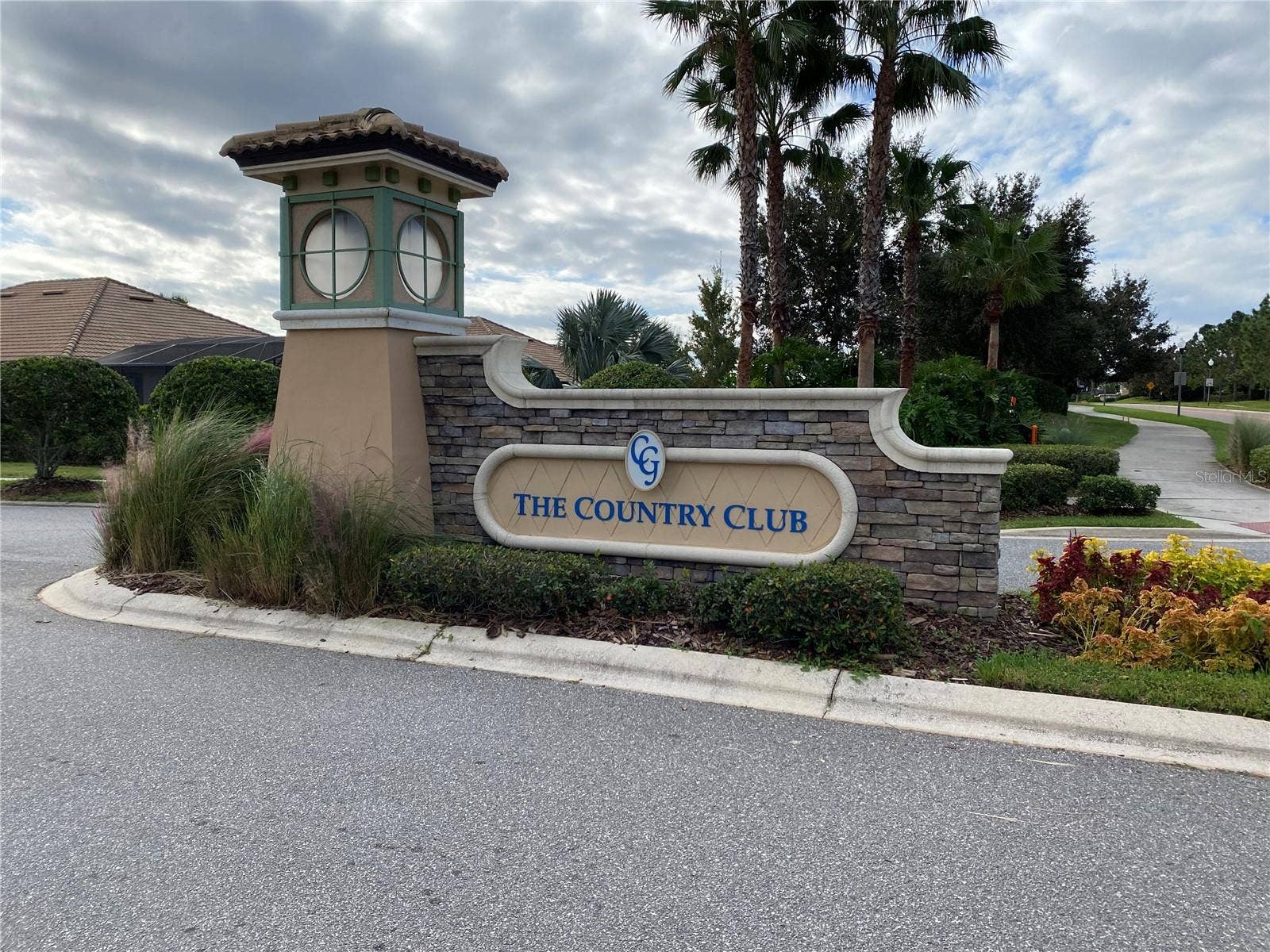 8946 FLUFFY LIE COURT, Davenport, FL 33896 Country Club