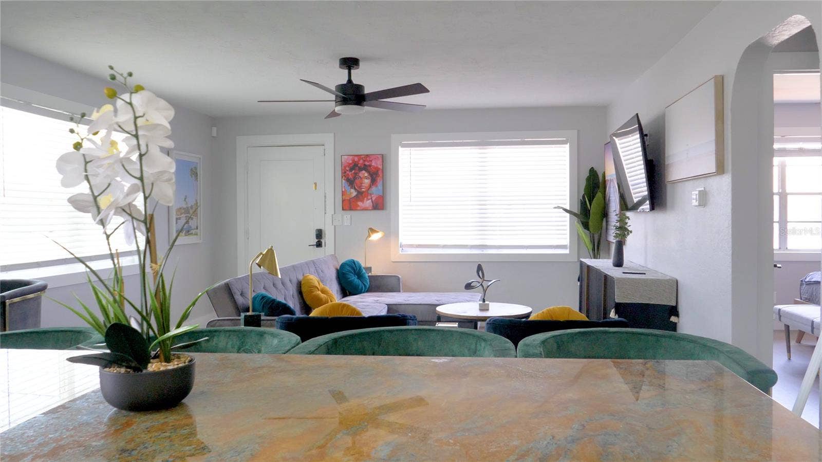 137 N HOLLYWOOD AVENUE, Daytona Beach, FL 32118