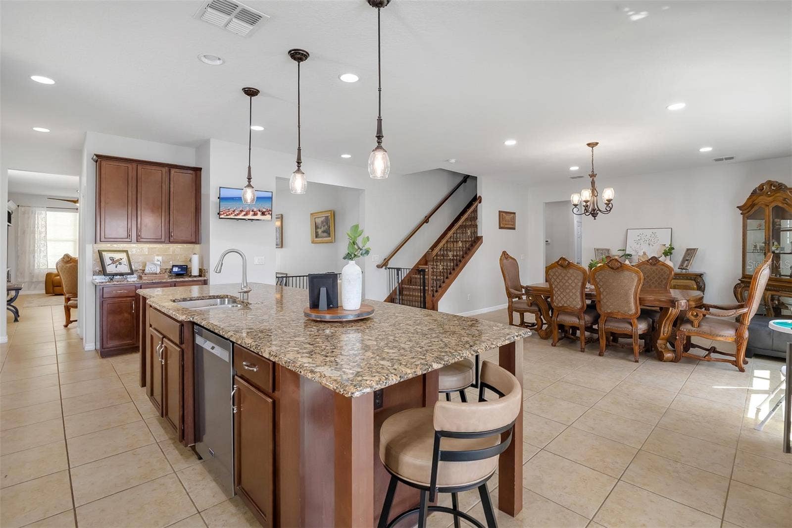5620 MANGROVE COVE AVENUE, Winter Garden, FL 34787 5620 MANGROVE COVE AVENUE, Winter Garden, FL 34787