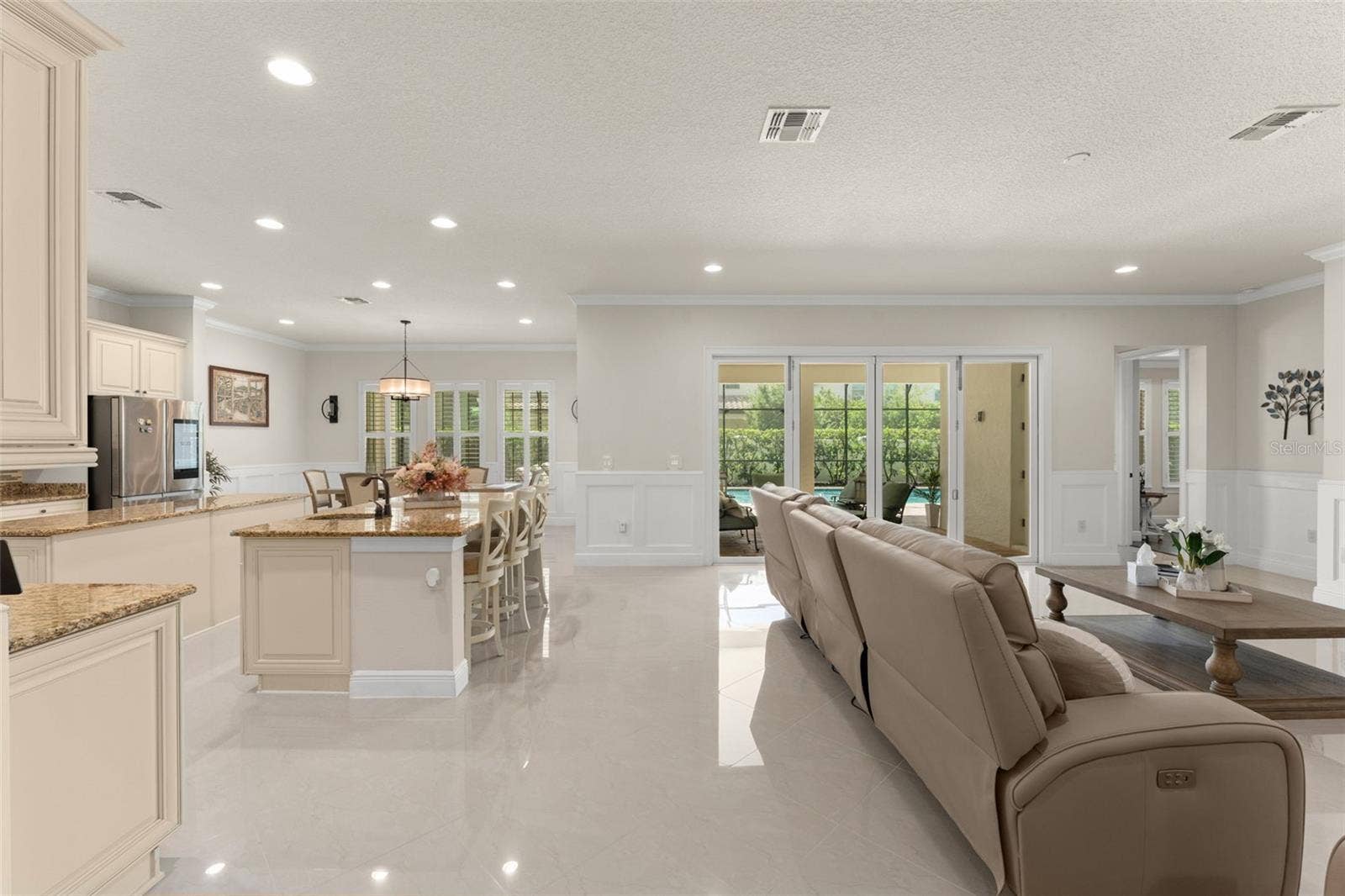 8498 MOREHOUSE DRIVE, Orlando, FL 32836 8498 MOREHOUSE DRIVE, Orlando, FL 32836