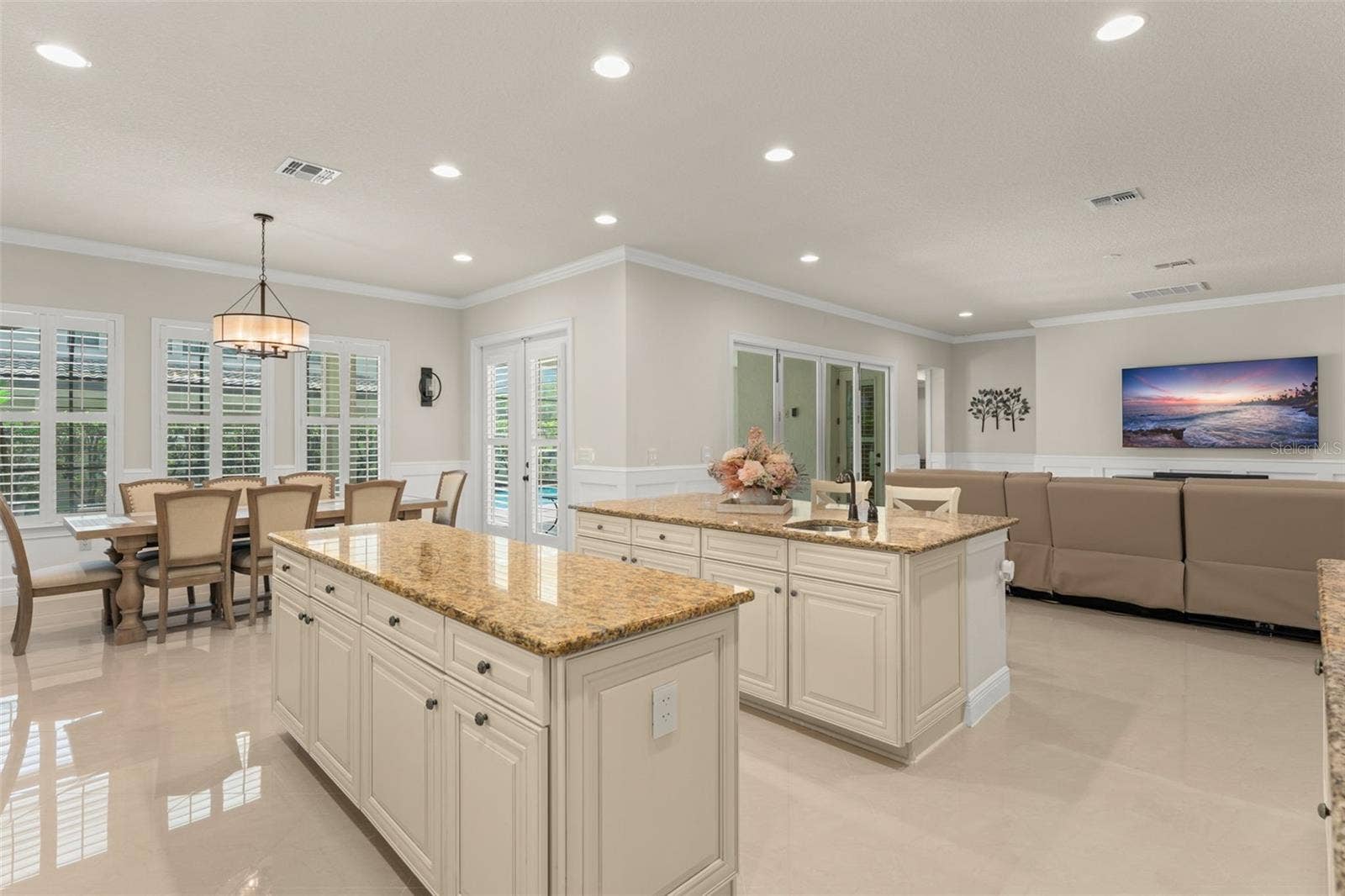 8498 MOREHOUSE DRIVE, Orlando, FL 32836 8498 MOREHOUSE DRIVE, Orlando, FL 32836