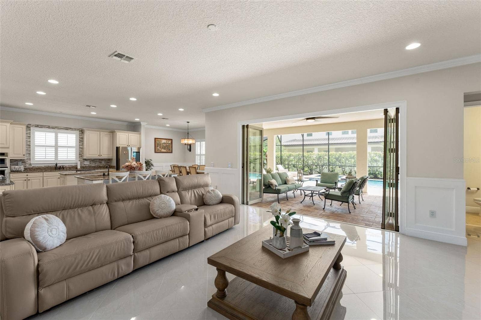 8498 MOREHOUSE DRIVE, Orlando, FL 32836 8498 MOREHOUSE DRIVE, Orlando, FL 32836