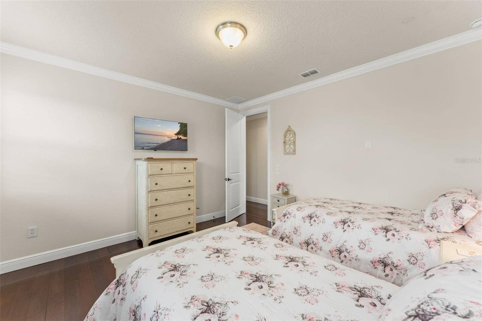 8498 MOREHOUSE DRIVE, Orlando, FL 32836 8498 MOREHOUSE DRIVE, Orlando, FL 32836
