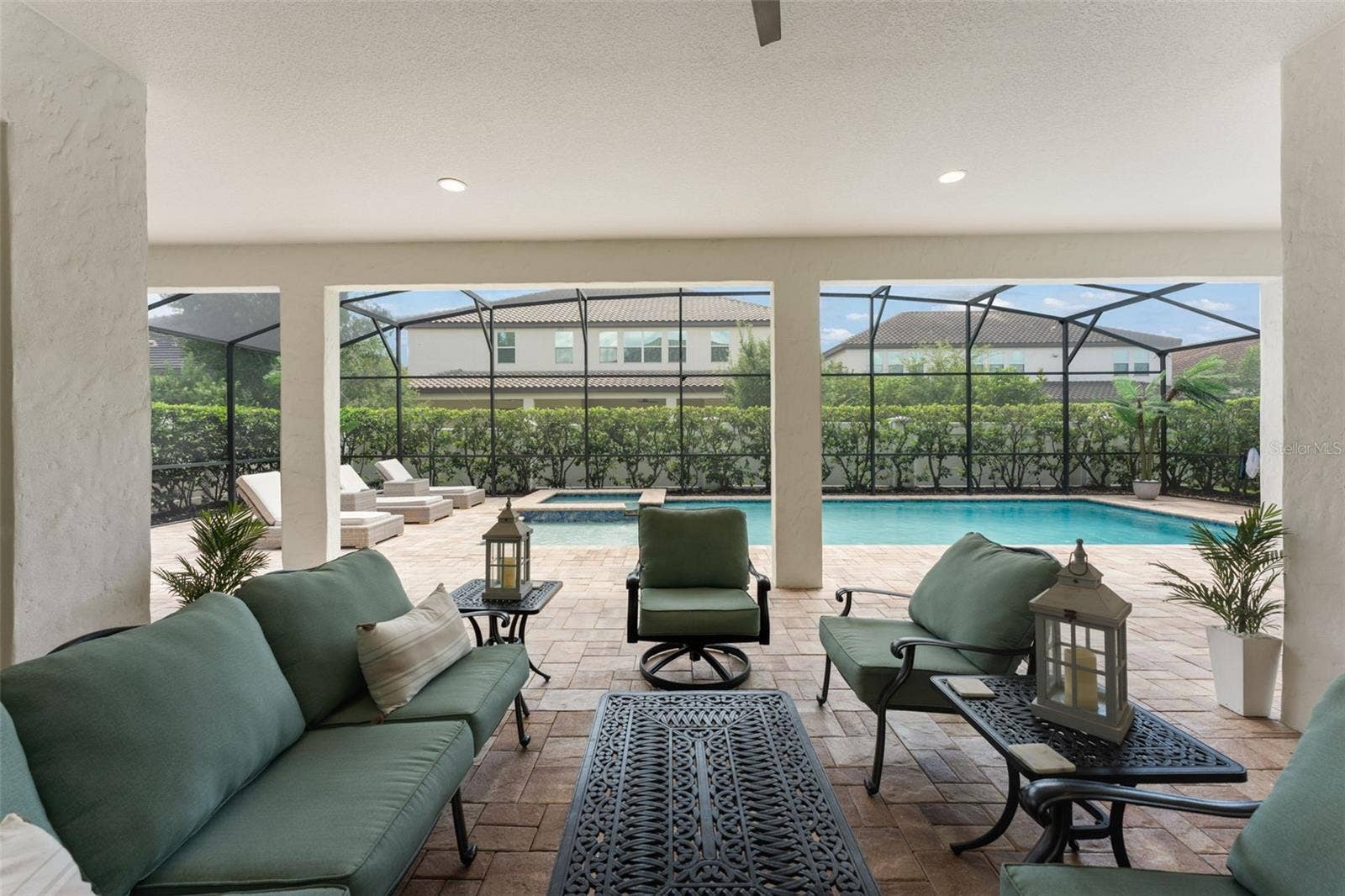 8498 MOREHOUSE DRIVE, Orlando, FL 32836 8498 MOREHOUSE DRIVE, Orlando, FL 32836