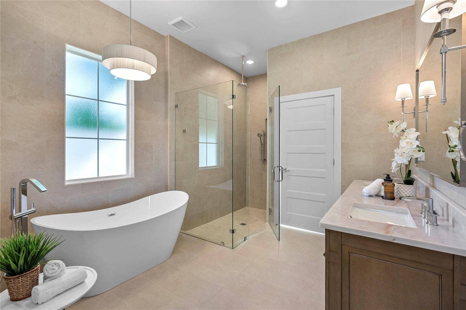 2430 CHANTILLY AVENUE, Winter Park, FL 32789 2430 CHANTILLY AVENUE, Winter Park, FL 32789
