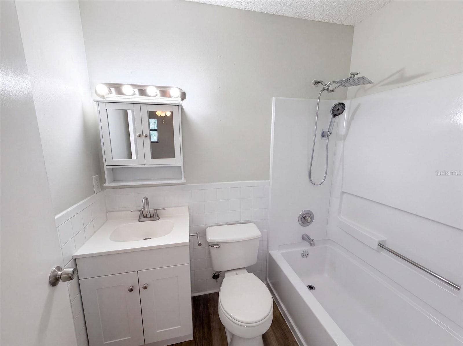 9307 8TH AVENUE, Orlando, FL 32824 9307 8TH AVENUE, Orlando, FL 32824