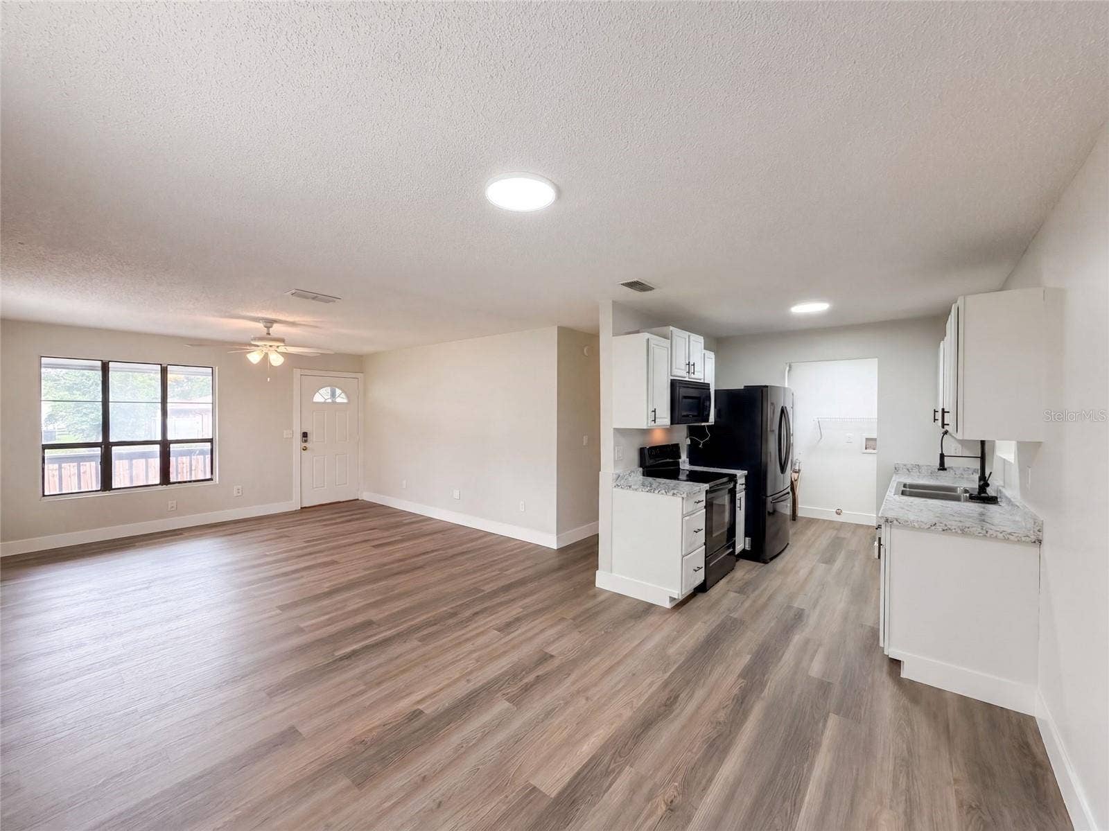 9307 8TH AVENUE, Orlando, FL 32824 9307 8TH AVENUE, Orlando, FL 32824