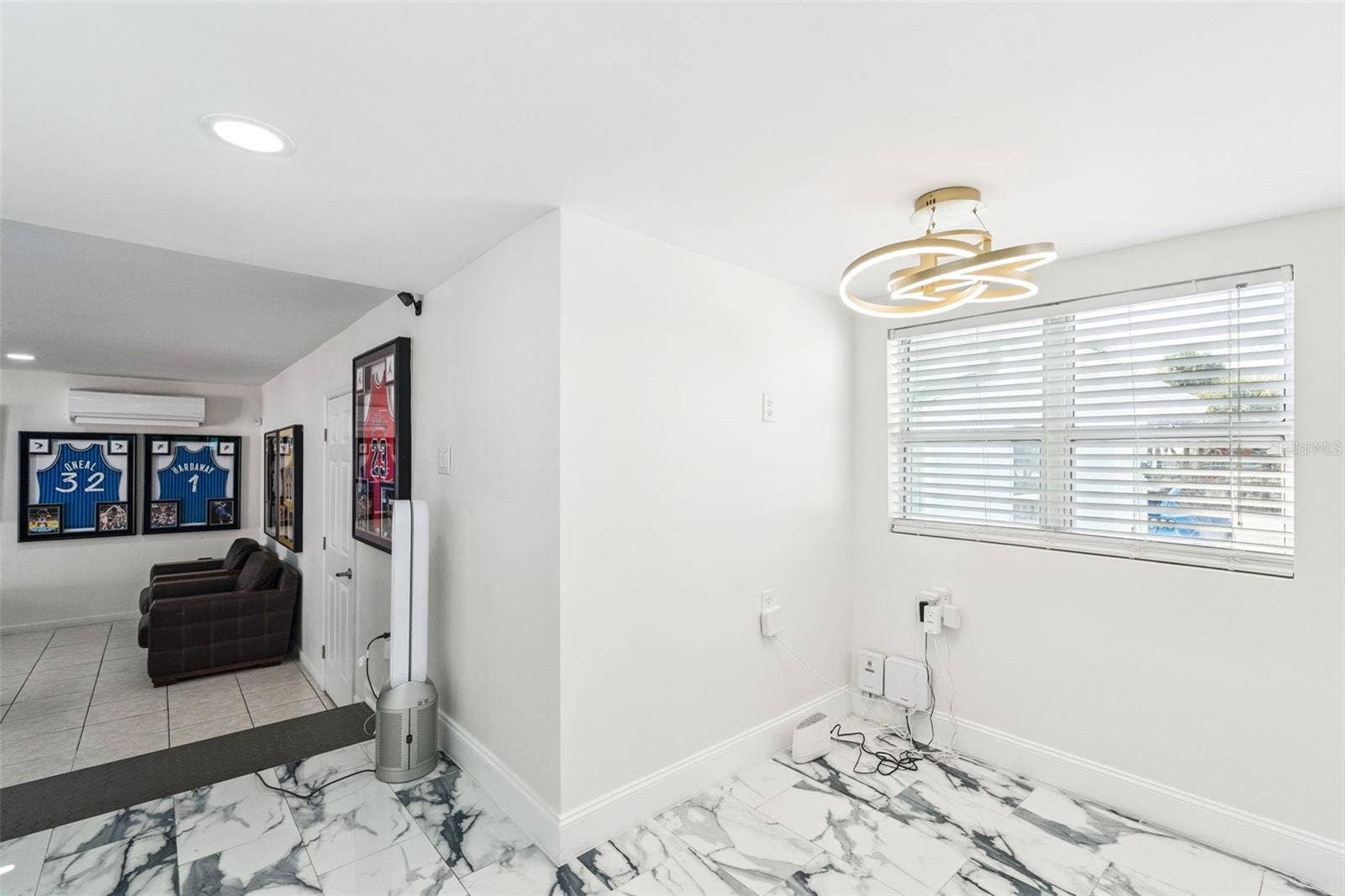 317 E MAIN STREET, Tavares, FL 32778